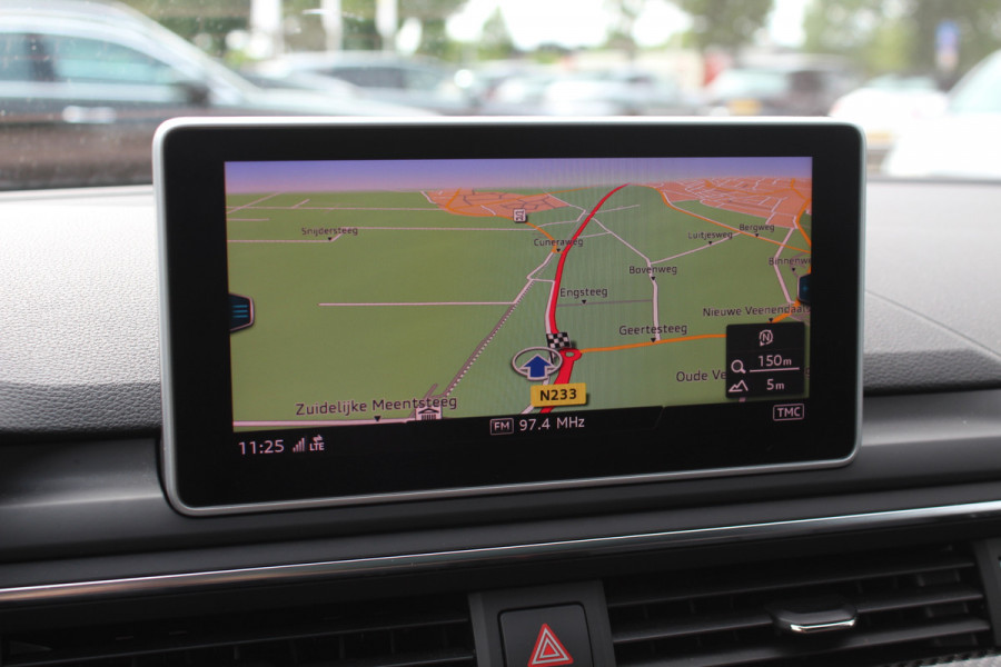 Audi RS4 Avant 2.9 TFSI quattro / Full option / Keramisch / Panoramadak / 360Camera / Carbon / Head-up / Sportuitlaat / 20'' / Luxe Leder / Dodehoek / Virtual Cockpit / Stoelmassage / B&O Audi RS4 Avant 2.9 TFSI quattro / Full option / Keramisch / Panoramadak / 360Camera / Carbon / Head-up / Sportuitlaat / 20'' / Luxe Leder / Dodehoek / Virtual Cockpit / Stoelmassage / B&O