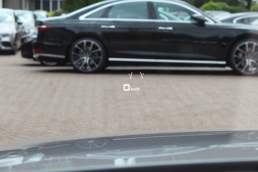 Audi RS4 Avant 2.9 TFSI quattro / Full option / Keramisch / Panoramadak / 360Camera / Carbon / Head-up / Sportuitlaat / 20'' / Luxe Leder / Dodehoek / Virtual Cockpit / Stoelmassage / B&O Audi RS4 Avant 2.9 TFSI quattro / Full option / Keramisch / Panoramadak / 360Camera / Carbon / Head-up / Sportuitlaat / 20'' / Luxe Leder / Dodehoek / Virtual Cockpit / Stoelmassage / B&O