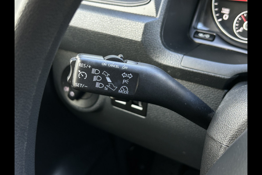 Volkswagen Caddy 2.0 TDI 102 PK / L2H1 / 1e EIG. / **STOELVERWARMING** / TREKHAAK / INRICHTING / AIRCO / CRUISE / BLUETOOTH / PDC