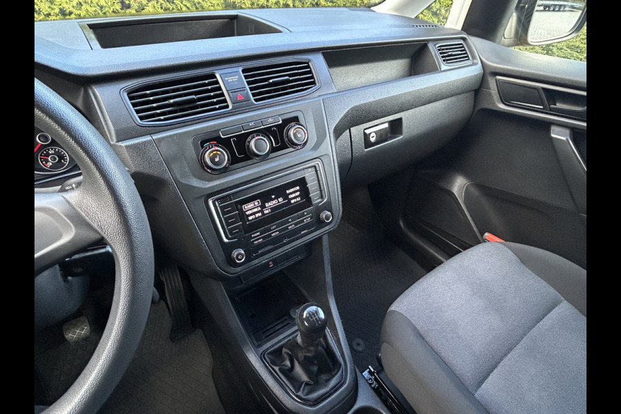 Volkswagen Caddy 2.0 TDI 102 PK / L2H1 / 1e EIG. / **STOELVERWARMING** / TREKHAAK / INRICHTING / AIRCO / CRUISE / BLUETOOTH / PDC