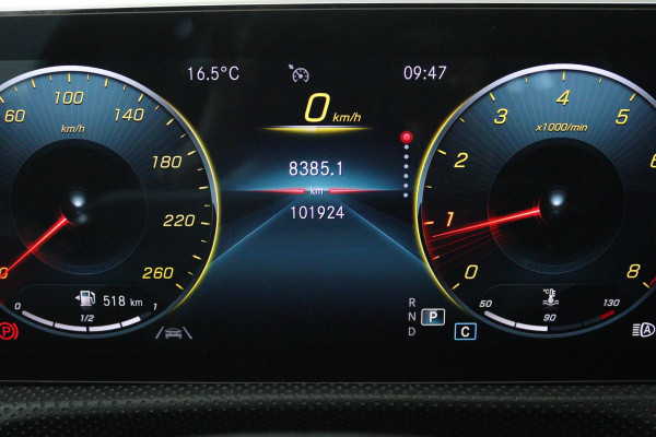 Mercedes-Benz A-Klasse 180 Business Solution AMG (PANORAMADAK, SFEERVERLICHTING, STOELVERWARMING, ELEKTR STOELEN, SENSOREN)
