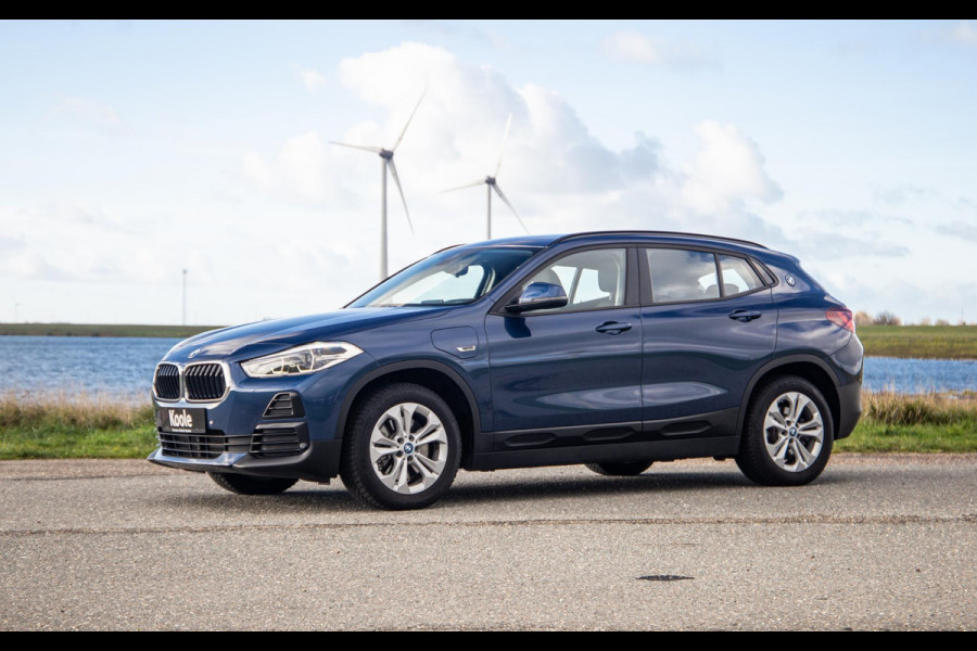 BMW X2 xDrive25e Executive CAMERA / LEDER / PLUG IN HYBRID / STOELVERWARMING