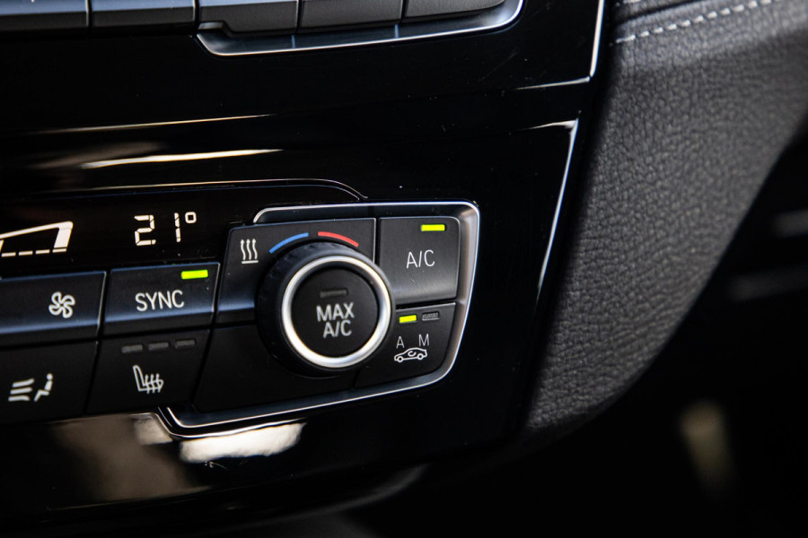 BMW X2 xDrive25e Executive CAMERA / LEDER / PLUG IN HYBRID / STOELVERWARMING