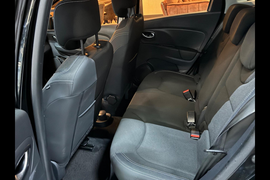 Renault Clio Estate 0.9 TCe Limited Garantie Parkeersensoren StoelVW Bluetooth Cruise Navi Rijklaar