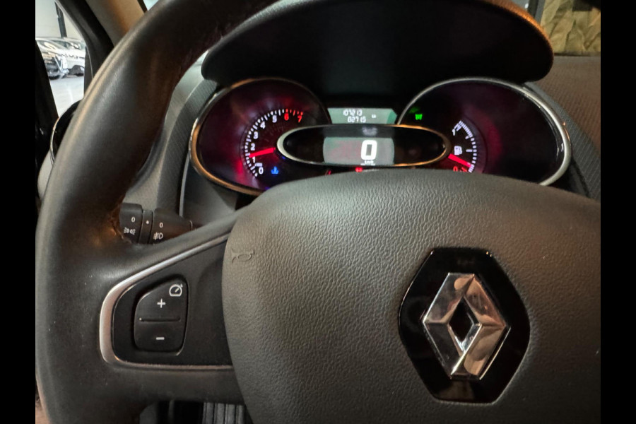 Renault Clio Estate 0.9 TCe Limited Garantie Parkeersensoren StoelVW Bluetooth Cruise Navi Rijklaar