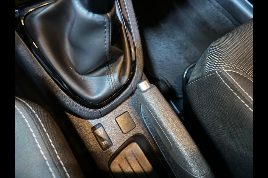 Renault Clio Estate 0.9 TCe Limited Garantie Parkeersensoren StoelVW Bluetooth Cruise Navi Rijklaar