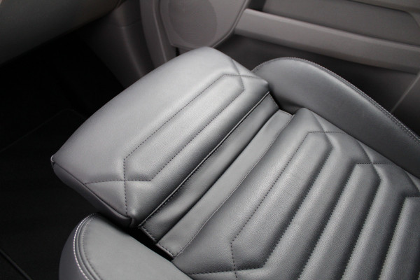 Ford Tourneo Custom 340 2.5 PHEV L1H1 Titanium X | B&O | BLIS | AGR stoel | 8P | Leder Actieweken 1 t/m 15 november!