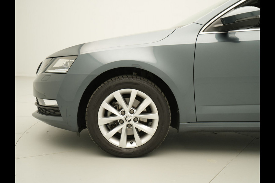 Škoda Octavia Combi 1.5 TSI 150pk DSG Greentech Business Edition Panorama Trekhaak Stoelverwarming Carplay 189 Škoda Octavia Combi 1.5 TSI 150pk DSG Greentech Business Edition Panorama Trekhaak Stoelverwarming Carplay 189
