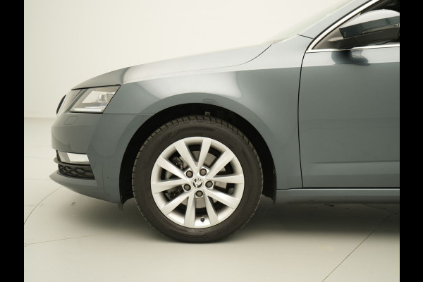 Škoda Octavia Combi 1.5 TSI 150pk DSG Greentech Business Edition Panorama Trekhaak Stoelverwarming Carplay 189 Škoda Octavia Combi 1.5 TSI 150pk DSG Greentech Business Edition Panorama Trekhaak Stoelverwarming Carplay 189