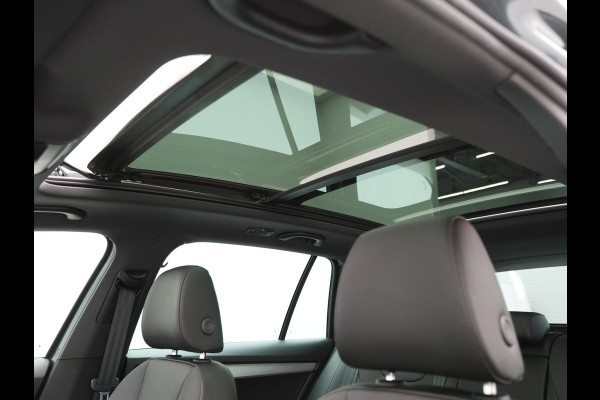 Škoda Octavia Combi 1.5 TSI 150pk DSG Greentech Business Edition Panorama Trekhaak Stoelverwarming Carplay 189 Škoda Octavia Combi 1.5 TSI 150pk DSG Greentech Business Edition Panorama Trekhaak Stoelverwarming Carplay 189