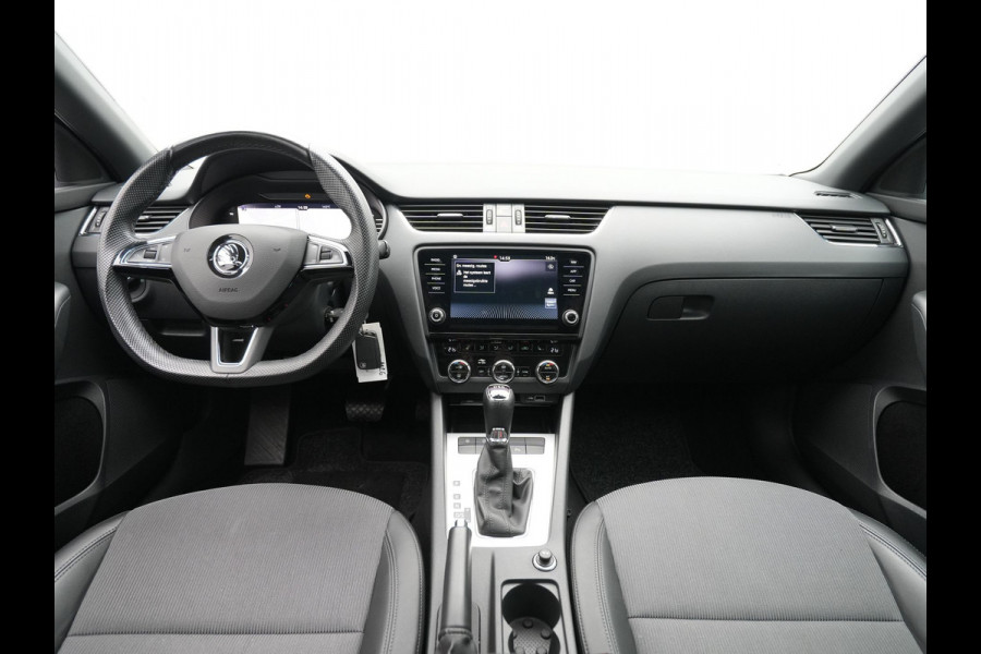 Škoda Octavia Combi 1.5 TSI 150pk DSG Greentech Business Edition Panorama Trekhaak Stoelverwarming Carplay 189 Škoda Octavia Combi 1.5 TSI 150pk DSG Greentech Business Edition Panorama Trekhaak Stoelverwarming Carplay 189