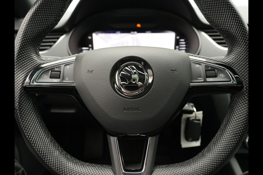 Škoda Octavia Combi 1.5 TSI 150pk DSG Greentech Business Edition Panorama Trekhaak Stoelverwarming Carplay 189 Škoda Octavia Combi 1.5 TSI 150pk DSG Greentech Business Edition Panorama Trekhaak Stoelverwarming Carplay 189