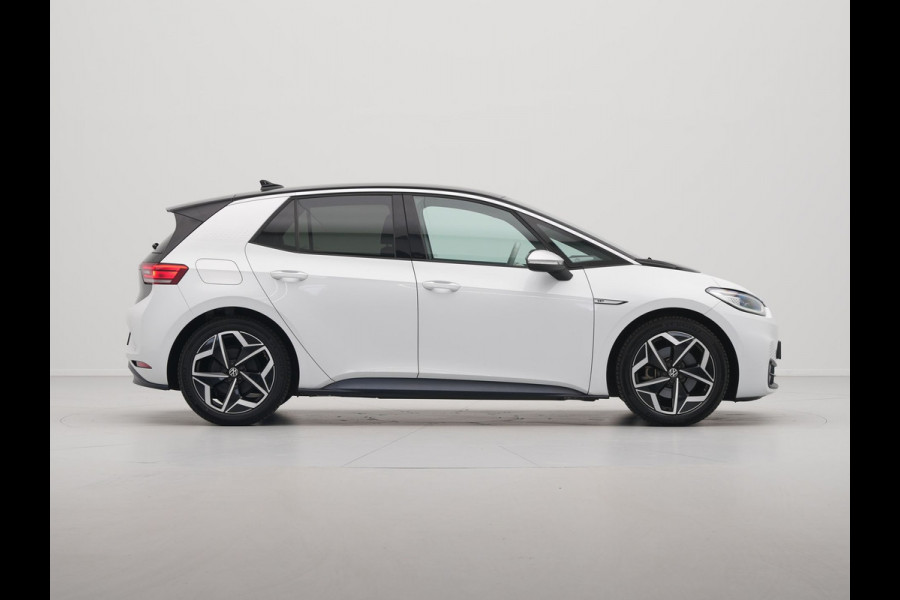 Volkswagen ID.3 First Plus 58 kWh 204pk Navigatie Camera Acc Stoelverwarming Carplay 049