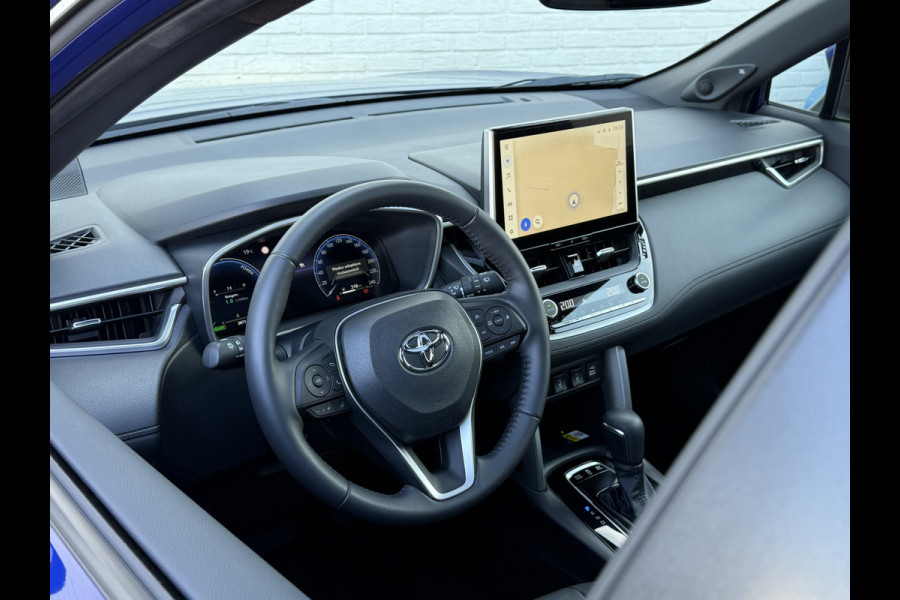 Toyota Corolla Cross Hybrid 200 Launch Edition | Pano | Leder | 360* Camera | ACC | JBL | Keyless
