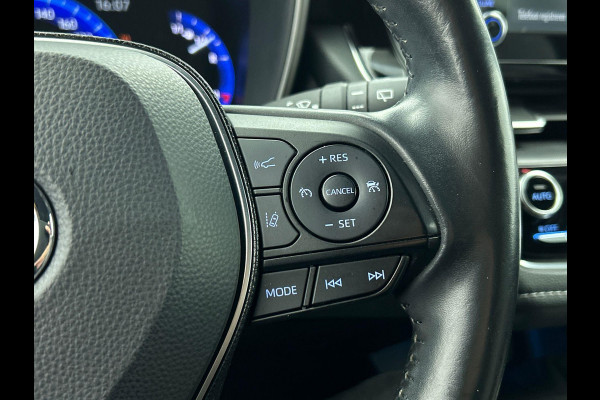 Toyota Corolla Touring Sports 2.0 Hybrid 184 pk Aut. Trek Navigatie Apple Carplay/Android Auto Camera Adaptive Cruise Control Stoelverwarming Virtual Cockpit Lichtmetalen velgen Climate Control Getinte ramen