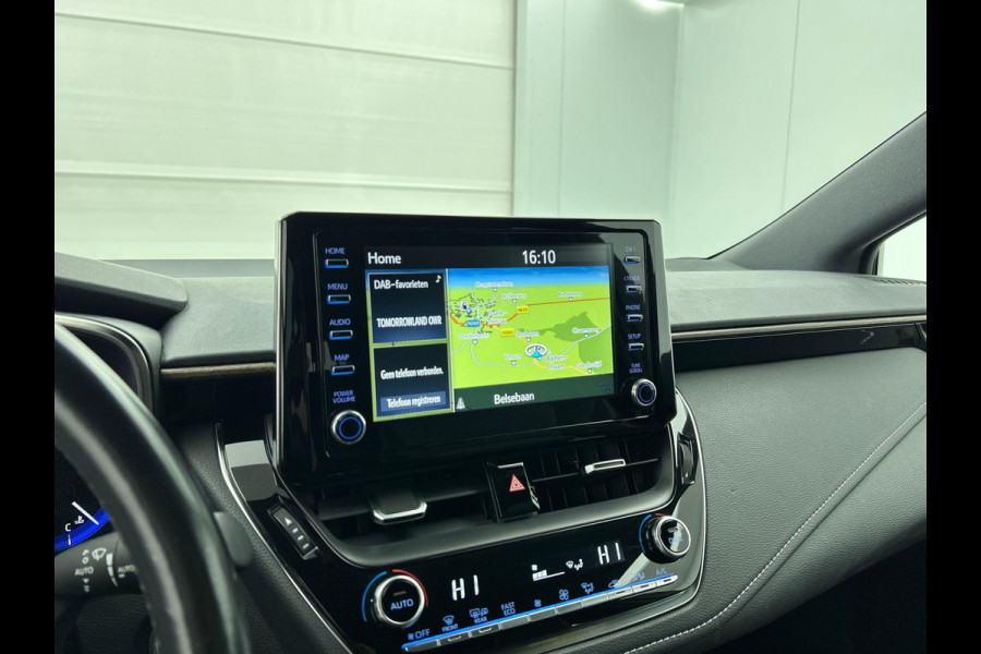 Toyota Corolla Touring Sports 2.0 Hybrid 184 pk Aut. Trek Navigatie Apple Carplay/Android Auto Camera Adaptive Cruise Control Stoelverwarming Virtual Cockpit Lichtmetalen velgen Climate Control Getinte ramen