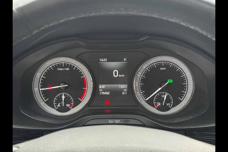 Škoda Kodiaq 1.5 TSI STYLE 7 PERSOONS PANORAMADAK CAMERA STOELVERWARMING AUTOMATISCH INPARKEREN CARPLAY