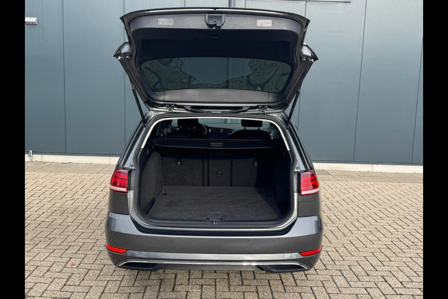 Volkswagen GOLF Variant 1.0 TSI 110pk Comfortline * Navigatie * Stoelverwarming * Adaptieve Cruise Control *