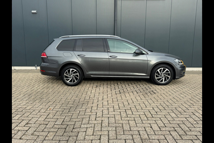 Volkswagen GOLF Variant 1.0 TSI 110pk Comfortline * Navigatie * Stoelverwarming * Adaptieve Cruise Control *