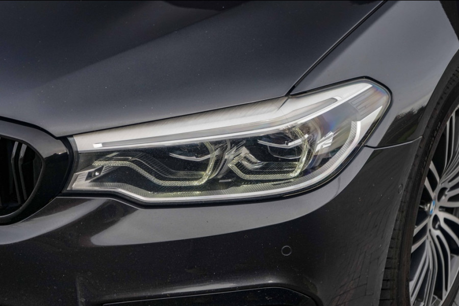 BMW 5 Serie 530e M Sport Pano/360/trkhk/Harman/Shadow