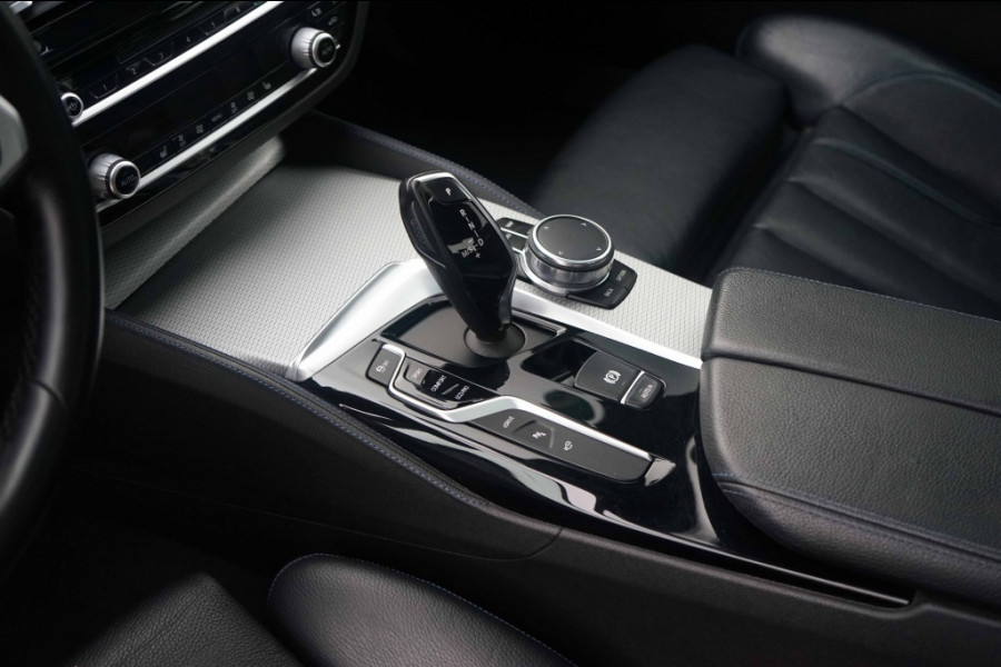 BMW 5 Serie 530e M Sport Pano/360/trkhk/Harman/Shadow