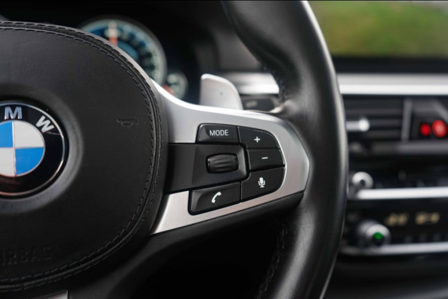 BMW 5 Serie 530e M Sport Pano/360/trkhk/Harman/Shadow