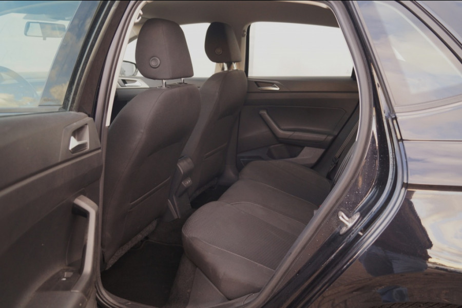 Volkswagen Polo 1.6 TDI Comfortline Executive -NAVI-PDC-ACC-CARPLAY-