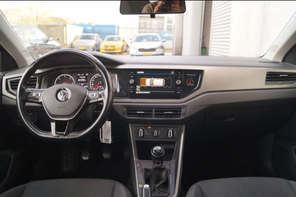 Volkswagen Polo 1.6 TDI Comfortline Executive -NAVI-PDC-ACC-CARPLAY-