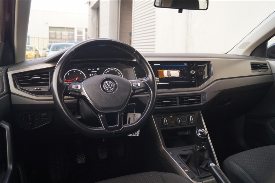 Volkswagen Polo 1.6 TDI Comfortline Executive -NAVI-PDC-ACC-CARPLAY-