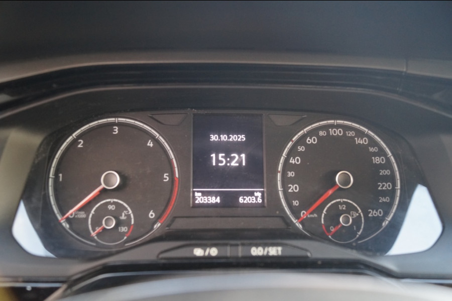 Volkswagen Polo 1.6 TDI Comfortline Executive -NAVI-PDC-ACC-CARPLAY-