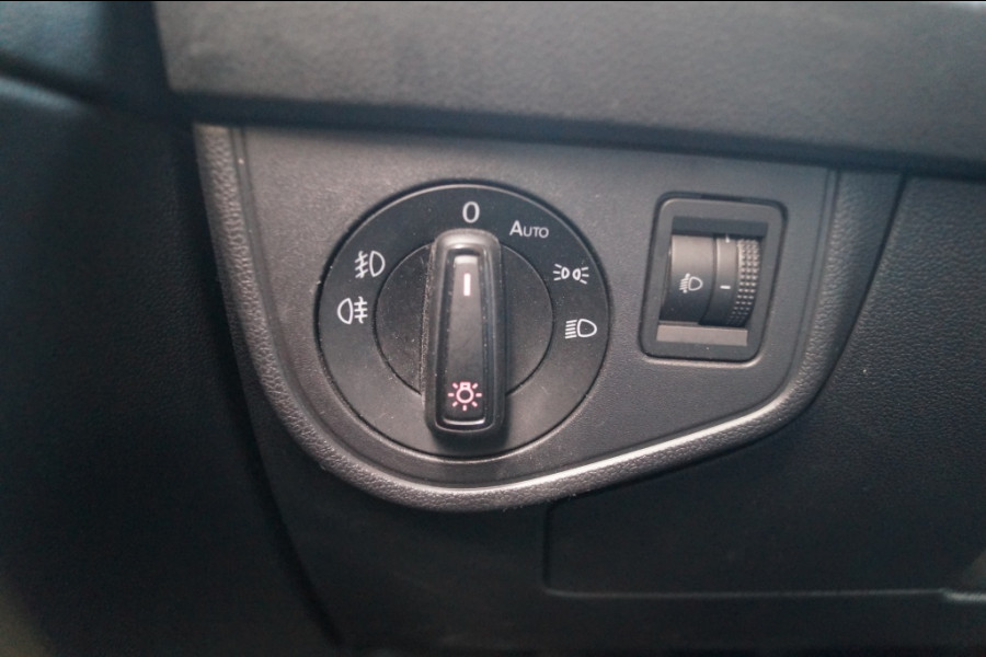 Volkswagen Polo 1.6 TDI Comfortline Executive -NAVI-PDC-ACC-CARPLAY-