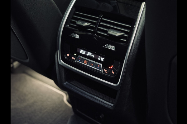 BMW X6 xDrive40i High Executive M-Sport | NAP | Uniek!