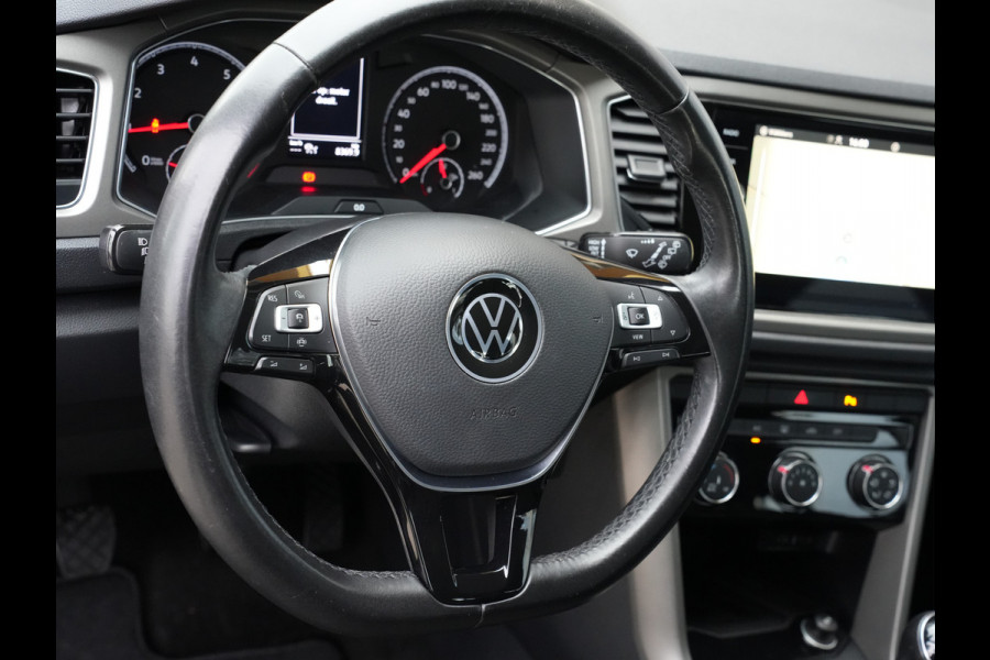 Volkswagen T-Roc 1.0 TSI Style | Navigatie | Adaptive Cruise | PDC | Android/Apple Carplay