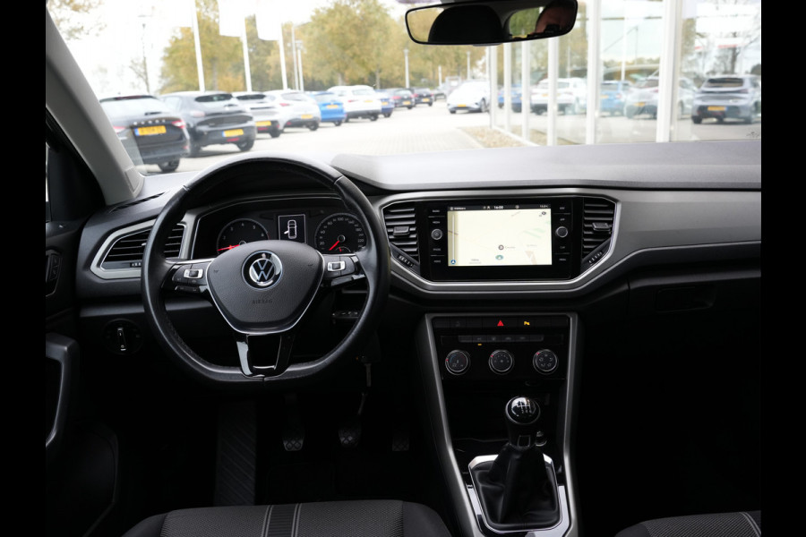 Volkswagen T-Roc 1.0 TSI Style | Navigatie | Adaptive Cruise | PDC | Android/Apple Carplay