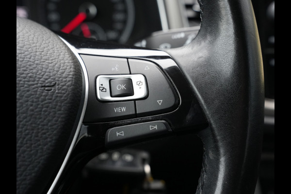 Volkswagen T-Roc 1.0 TSI Style | Navigatie | Adaptive Cruise | PDC | Android/Apple Carplay