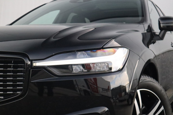 Volvo XC60 2.0 Recharge T6 AWD R-Design Panorama dak / Head-Up / Harman Kardon / 360 camera / Adaptieve cruise /