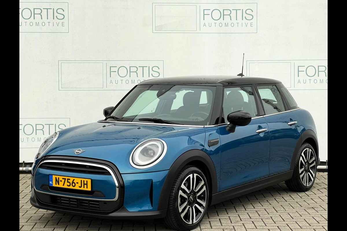 MINI Mini 1.5 Cooper Business Edition NL AUTO | LEDER | CAMERA | DEALER ONDERH | CARPLAY |