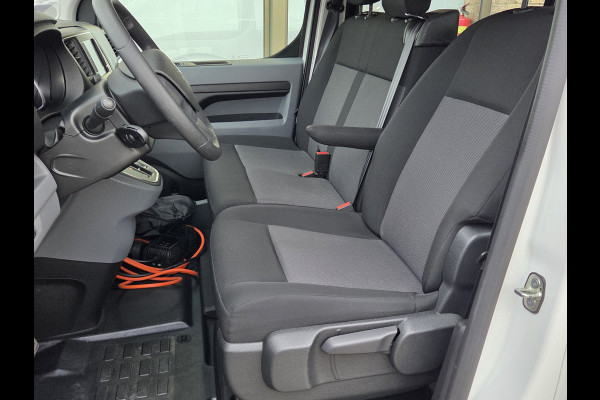 Peugeot e-Expert / Citroen e-Jumpy 75kWh Business 9 Pers. Airco Cruisecontrol Prijs incl. BTW €32.368,- Peugeot e-Expert / Citroen e-Jumpy 75kWh Business 9 Pers. Airco Cruisecontrol Prijs incl. BTW €32.368,-