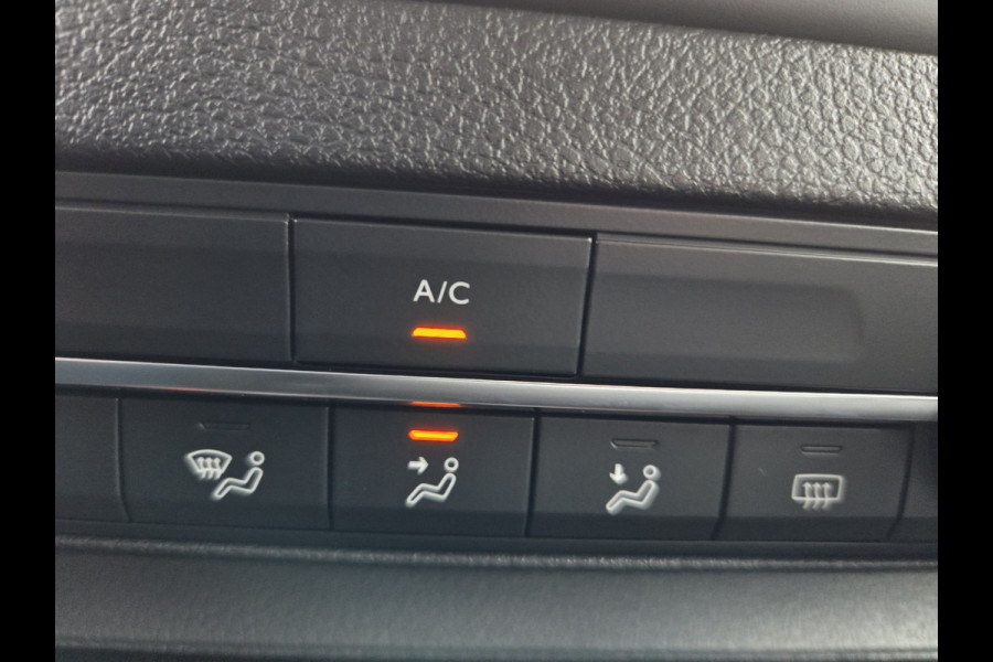 Peugeot e-Expert / Citroen e-Jumpy 75kWh Business 9 Pers. Airco Cruisecontrol Prijs incl. BTW €32.368,- Peugeot e-Expert / Citroen e-Jumpy 75kWh Business 9 Pers. Airco Cruisecontrol Prijs incl. BTW €32.368,-