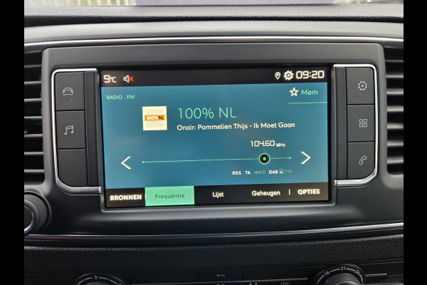 Peugeot e-Expert / Citroen e-Jumpy 75kWh Business 9 Pers. Airco Cruisecontrol Prijs incl. BTW €32.368,- Peugeot e-Expert / Citroen e-Jumpy 75kWh Business 9 Pers. Airco Cruisecontrol Prijs incl. BTW €32.368,-