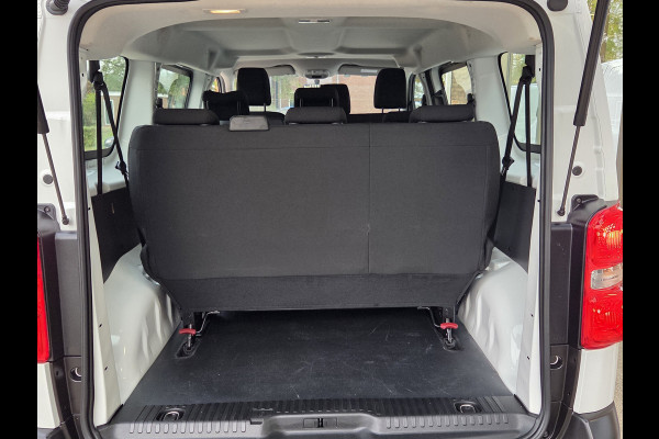 Peugeot e-Expert / Citroen e-Jumpy 75kWh Business 9 Pers. Airco Cruisecontrol Prijs incl. BTW €32.368,- Peugeot e-Expert / Citroen e-Jumpy 75kWh Business 9 Pers. Airco Cruisecontrol Prijs incl. BTW €32.368,-