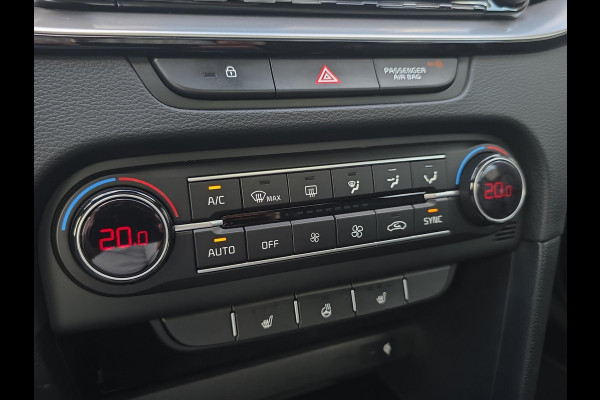 Kia Ceed Sportswagon 1.5 T-GDi GT-Line Automaat | Stoel & Stuurverwarming | Sportstuur | Schuif/Kanteldak | LED | Elektr. Achterklep |
