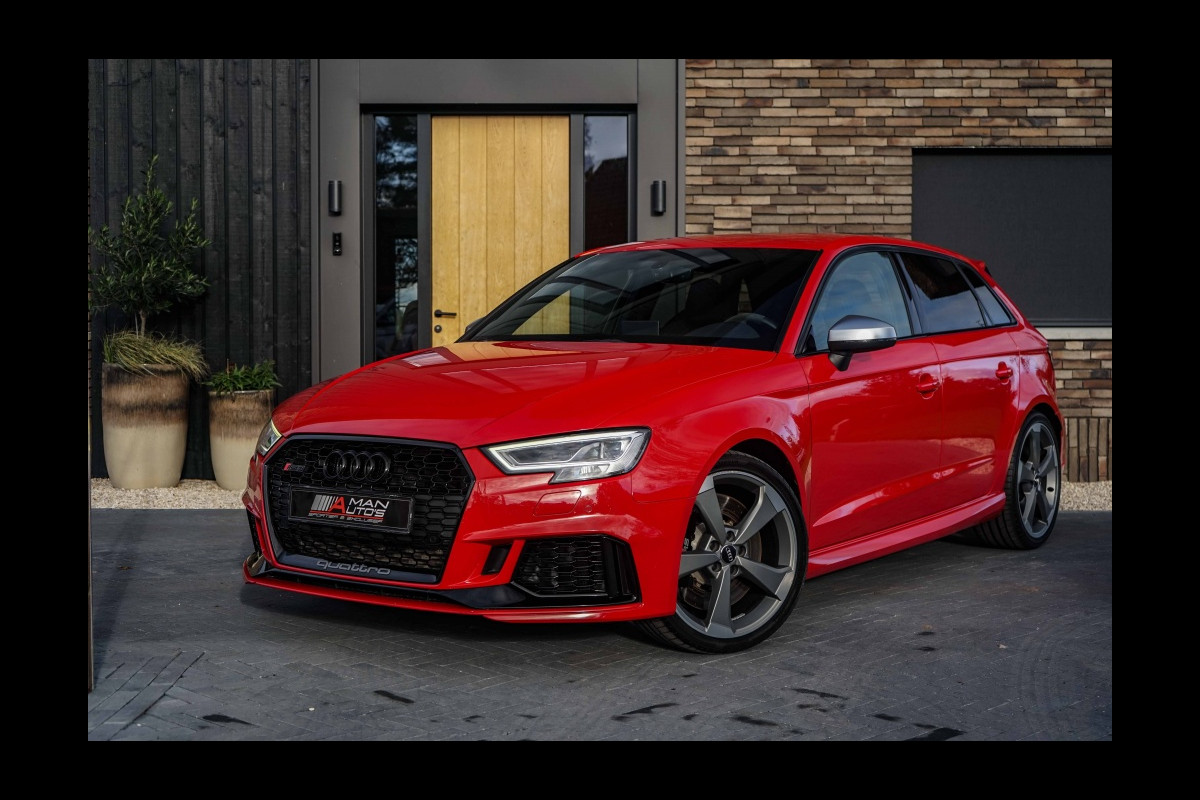 Audi RS3 Sportback 2.5 TFSI Quattro B&O/RS-zetels/2020/Dealer/400PK Audi RS3 Sportback 2.5 TFSI Quattro B&O/RS-zetels/2020/Dealer/400PK