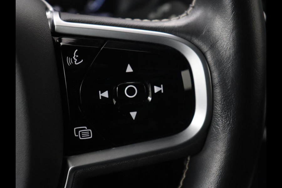 Volvo V60 2.0 T6 Recharge AWD Inscription | Panoramadak | Leder | 360 Camera | Stoelverwarming | Head-Up | Carplay | Memory | Adaptive cruise | Navigatie | Full LED | PHEV | Plug In Volvo V60 2.0 T6 Recharge AWD Inscription | Panoramadak | Leder | 360 Camera | Stoelverwarming | Head-Up | Carplay | Memory | Adaptive cruise | Navigatie | Full LED | PHEV | Plug In