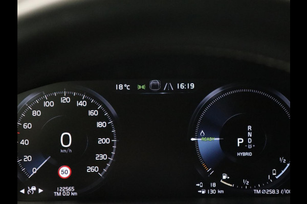 Volvo V60 2.0 T6 Recharge AWD Inscription | Panoramadak | Leder | 360 Camera | Stoelverwarming | Head-Up | Carplay | Memory | Adaptive cruise | Navigatie | Full LED | PHEV | Plug In Volvo V60 2.0 T6 Recharge AWD Inscription | Panoramadak | Leder | 360 Camera | Stoelverwarming | Head-Up | Carplay | Memory | Adaptive cruise | Navigatie | Full LED | PHEV | Plug In