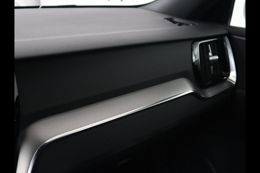 Volvo V60 2.0 T6 Recharge AWD Inscription | Panoramadak | Leder | 360 Camera | Stoelverwarming | Head-Up | Carplay | Memory | Adaptive cruise | Navigatie | Full LED | PHEV | Plug In Volvo V60 2.0 T6 Recharge AWD Inscription | Panoramadak | Leder | 360 Camera | Stoelverwarming | Head-Up | Carplay | Memory | Adaptive cruise | Navigatie | Full LED | PHEV | Plug In