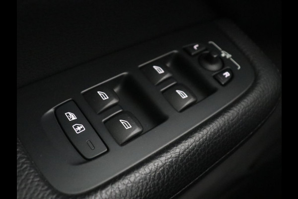 Volvo V60 2.0 T6 Recharge AWD Inscription | Panoramadak | Leder | 360 Camera | Stoelverwarming | Head-Up | Carplay | Memory | Adaptive cruise | Navigatie | Full LED | PHEV | Plug In Volvo V60 2.0 T6 Recharge AWD Inscription | Panoramadak | Leder | 360 Camera | Stoelverwarming | Head-Up | Carplay | Memory | Adaptive cruise | Navigatie | Full LED | PHEV | Plug In
