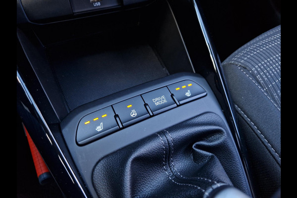 Kia Stonic 1.0 T-GDi MHEV DynamicPlusLine | Key-Less | Stoelverwarming | Climate | 16'' Velgen |