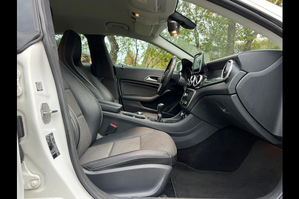 Mercedes-Benz CLA-Klasse Shooting Brake 180 AMG | Cruise + Camera + Navi Nu € 15.975,-!!!