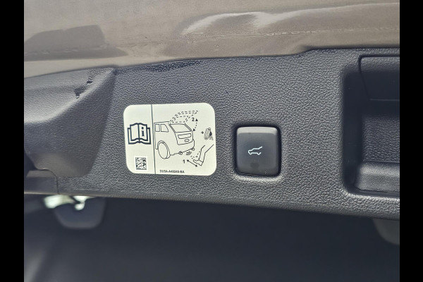 Ford Kuga 2.5 PHEV Titanium X | Trekhaak elektrisch uitklapbaar | Adaptive cruise control | Winter pack | Head up Display | Bang&Olufsen | Half leder